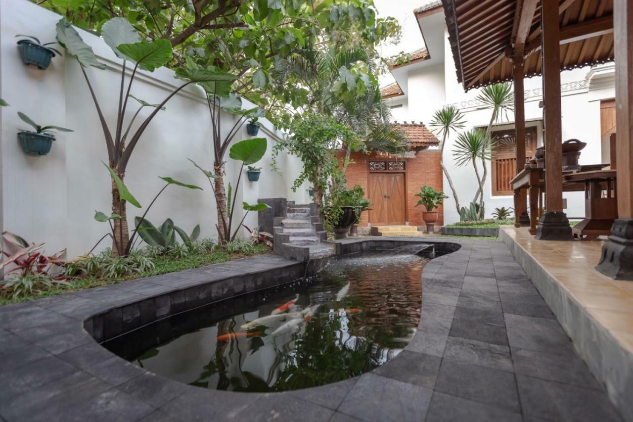 Hotel The Mangkoro By Natt'S Hospitality Yogyakarta Exterior foto